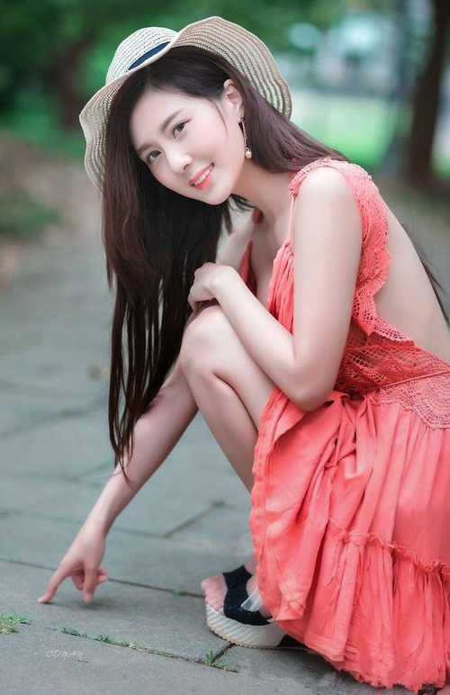 九游jiuyou-中国足球职业俱乐部球员转会市场活跃度上升,国内足球运动员转会费